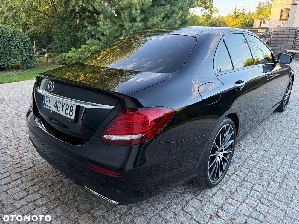 Mercedes-Benz Klasa E 300 d 9G-TRONIC - 15