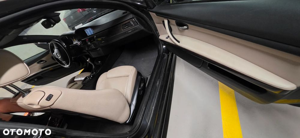 BMW Seria 3 330d xDrive - 21