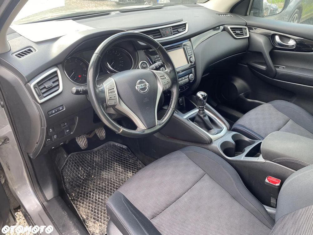 Nissan Qashqai 1.6 DIG-T N-Connecta - 19