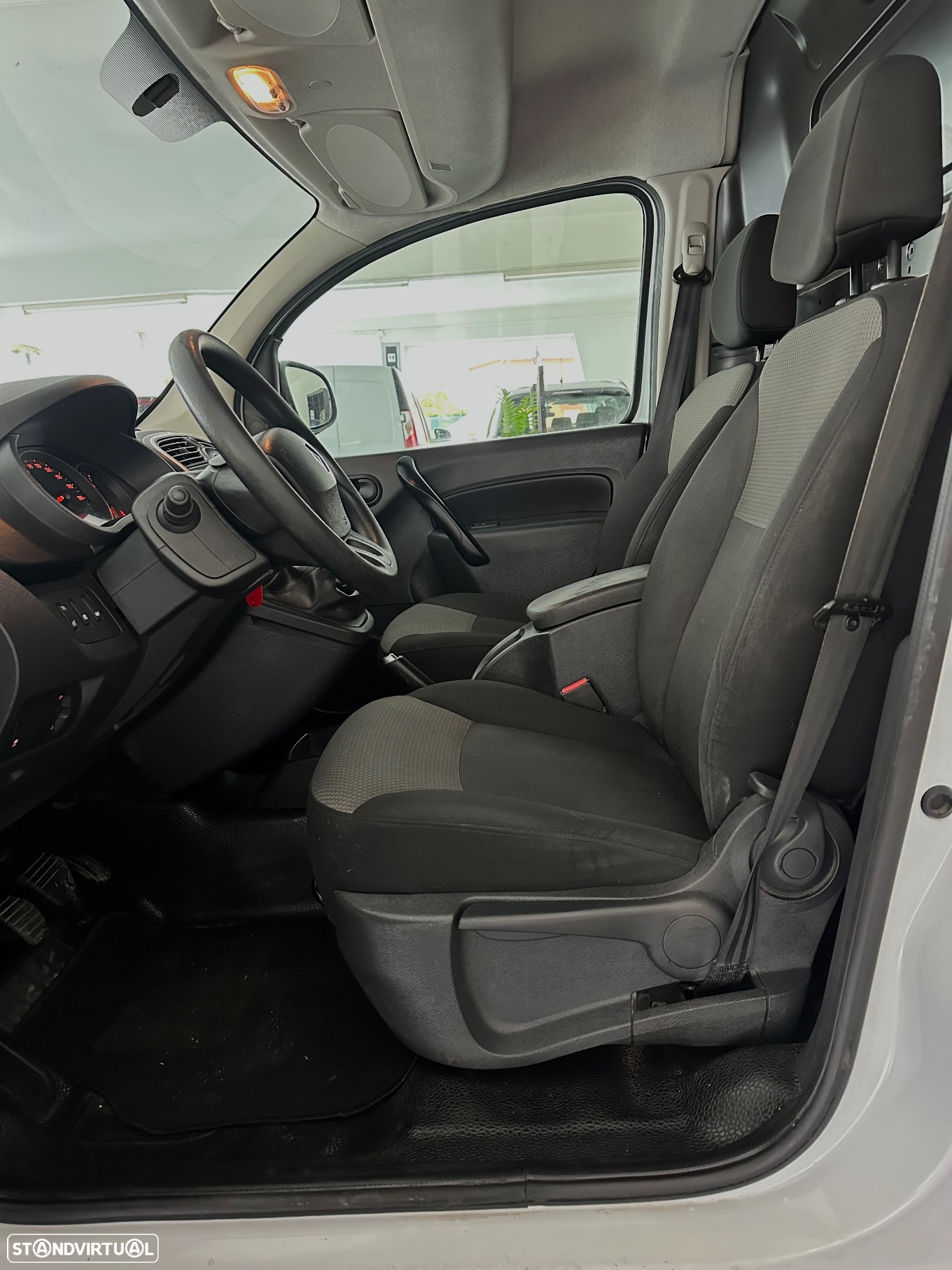 Renault Kangoo MAXI - 22
