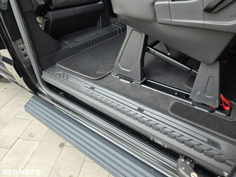 Ford Tourneo Custom - 21