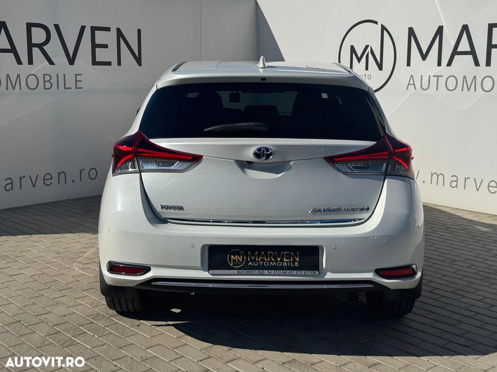 Toyota Auris 1.8 L VVT-i Hybrid Sol - 6