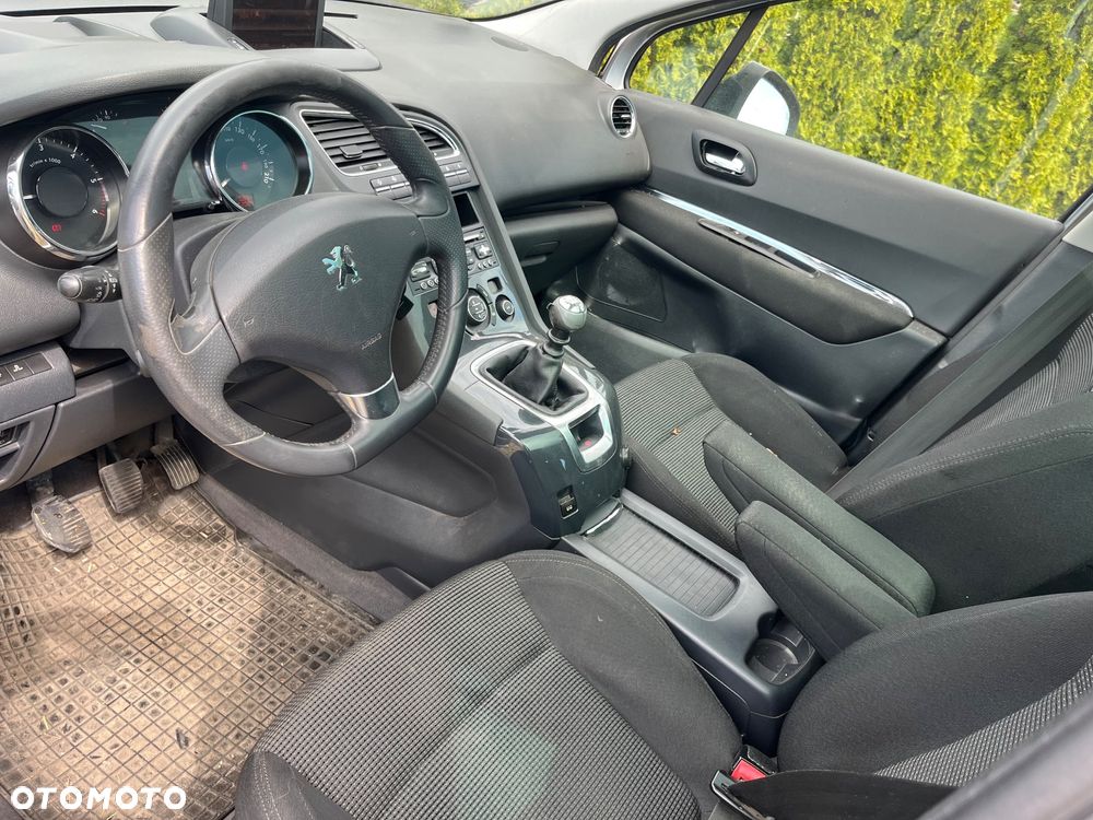 Peugeot 5008 HDI FAP 110 Platinum - 14