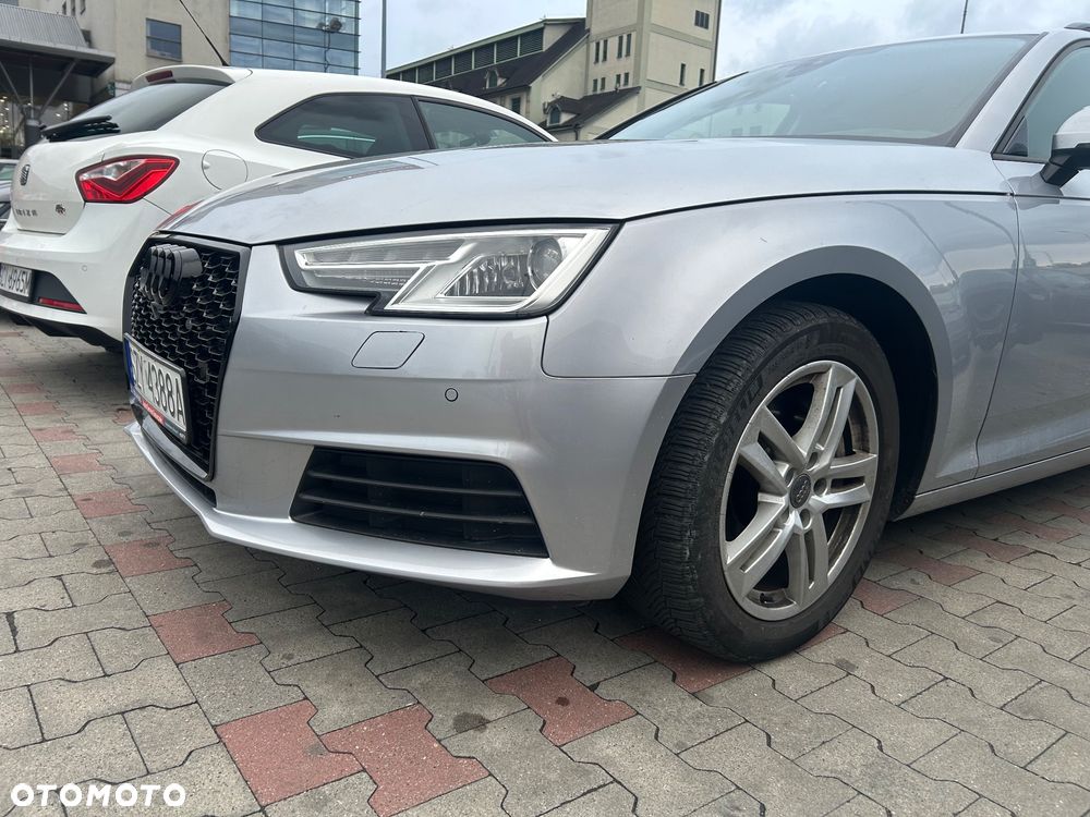 Audi A4 Avant 40 TDI S tronic - 5