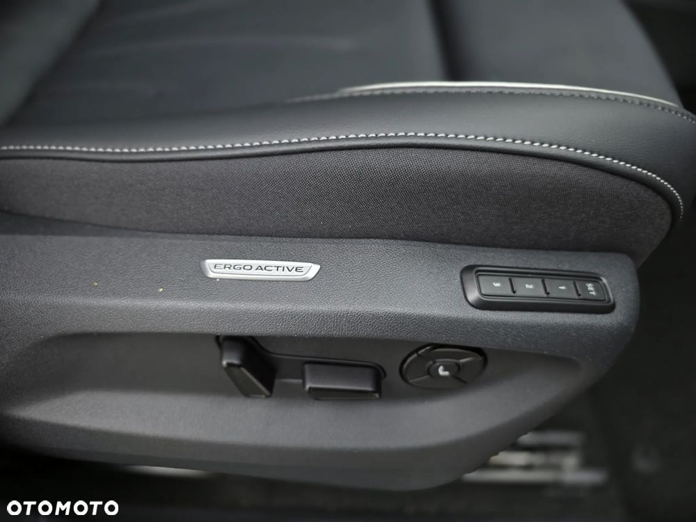 Volkswagen Tiguan 2.0 TDI SCR Elegance DSG - 17