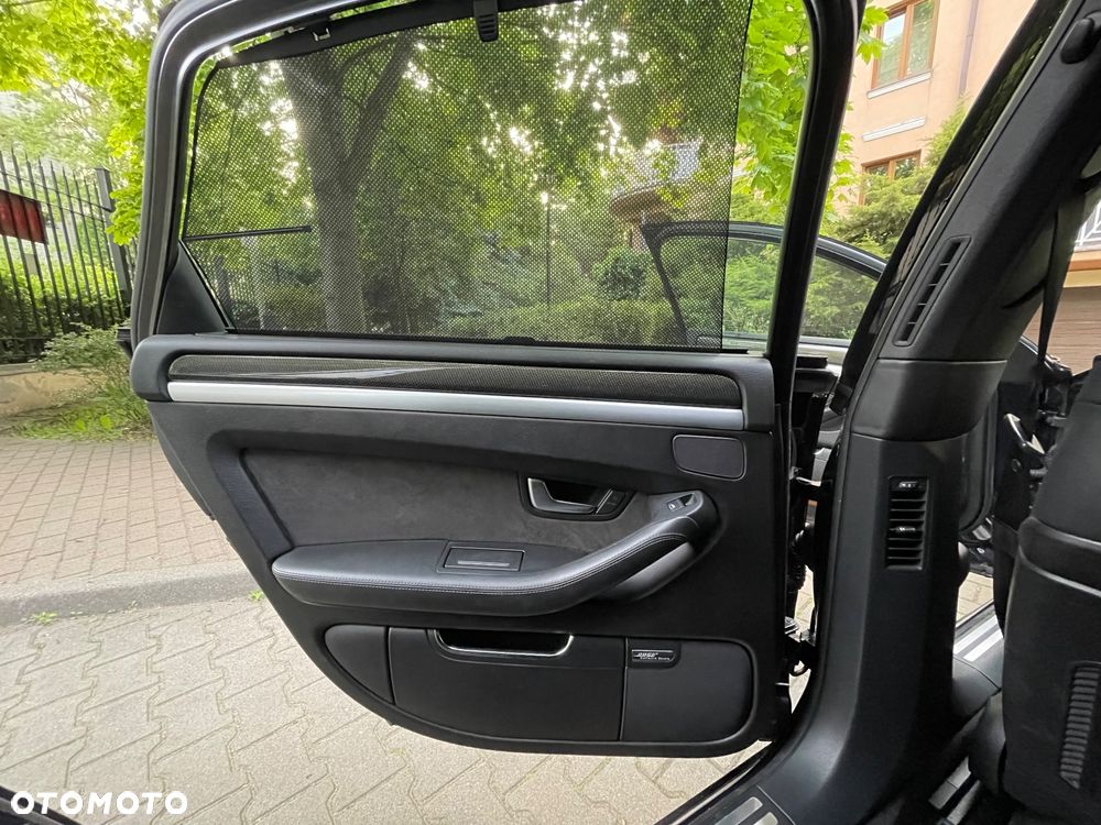 Audi S8 5.2 FSI quattro - 22
