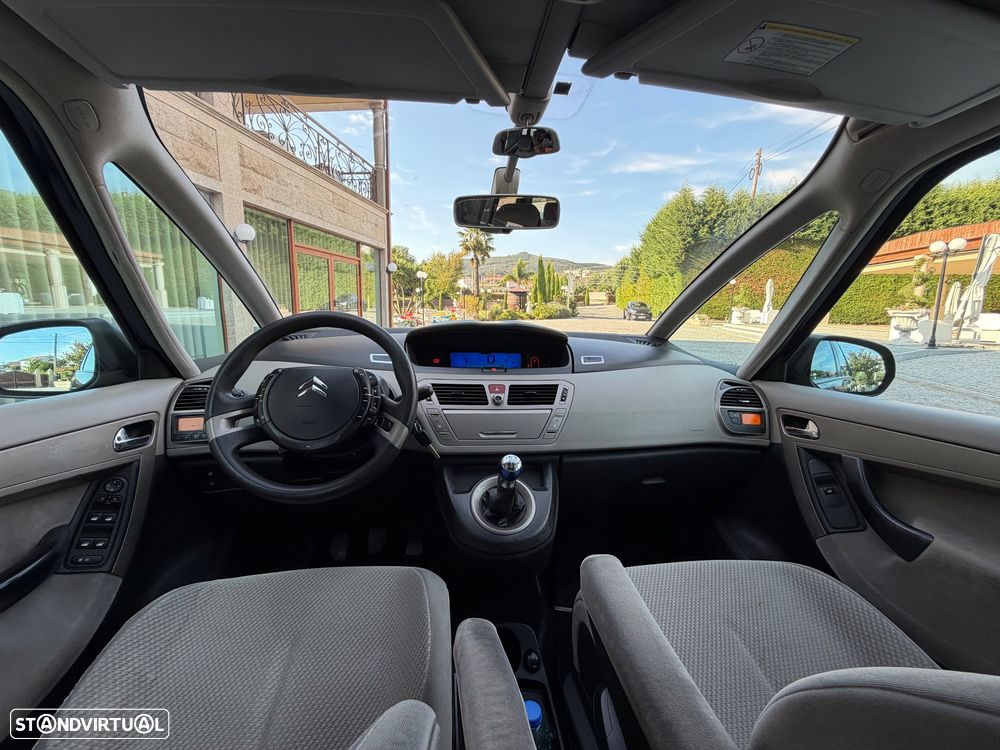Citroën C4 Grand Picasso 1.6 HDi Exclusive - 20