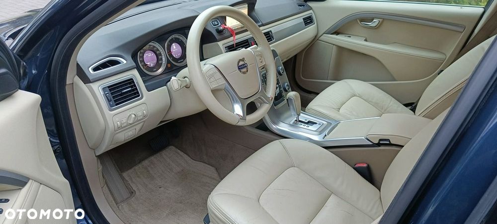 Volvo XC 70 D5 AWD Dynamic Momentum - 10