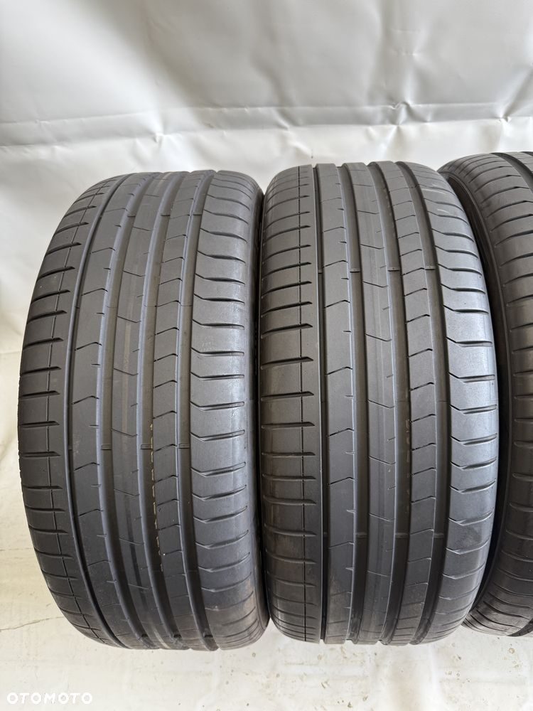 255/40/21 Pirelli P Zero VOL 102V - 3