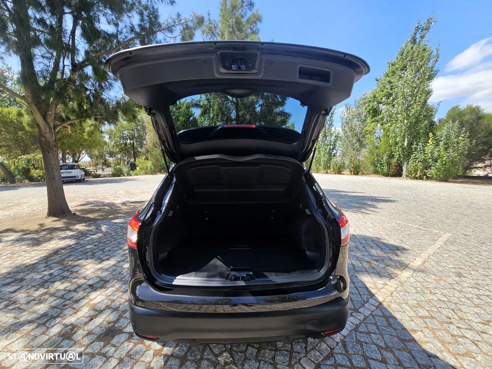 Nissan Qashqai 1.5 dCi Tekna - 10