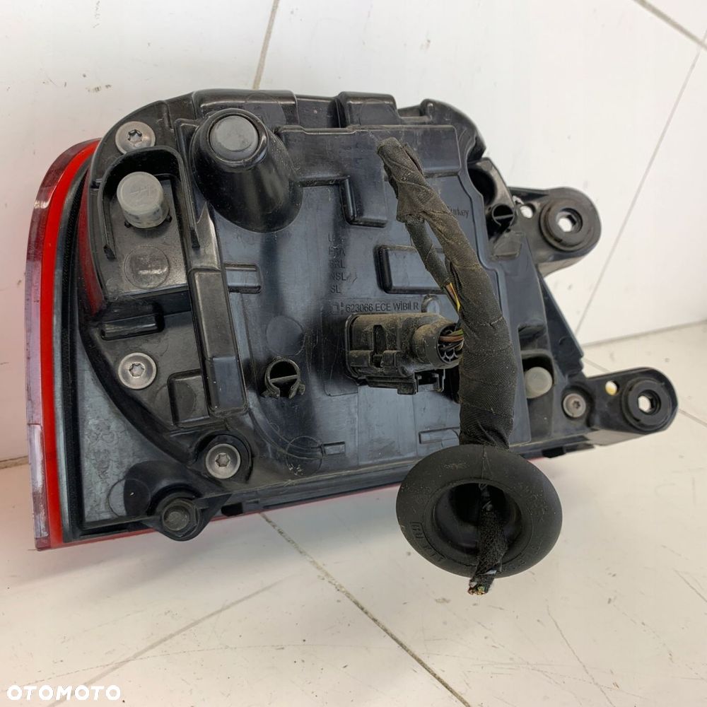 Lampa tył tylna prawa Matrix 2szt w klapę i w błotnik AUDI A8 D4 LIFT 16r - 13