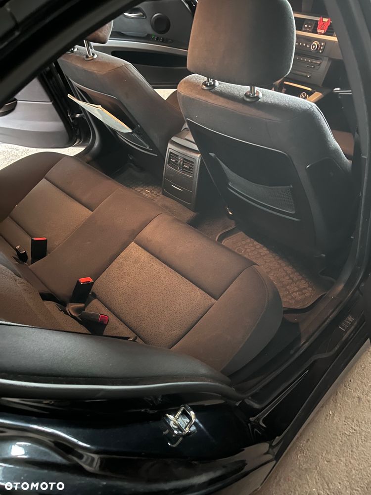 BMW Seria 3 320d - 13