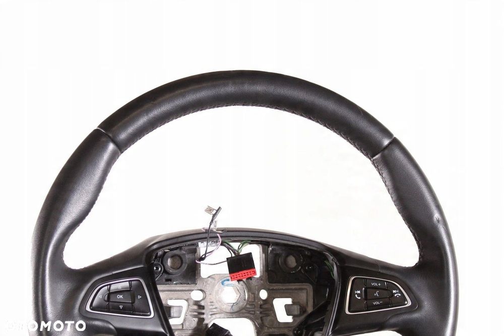 KIEROWNICA SKÓRA MULTIFUNKCJA KUGA MK2 LIFT - 3