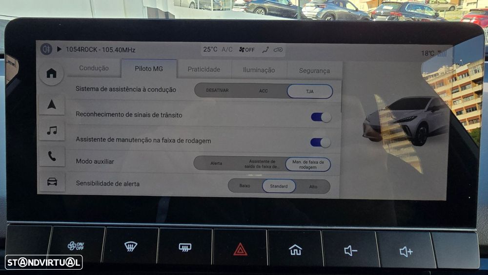 MG MG4 64 kWh Luxury - 27