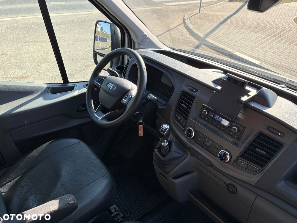 Ford Transit - 14