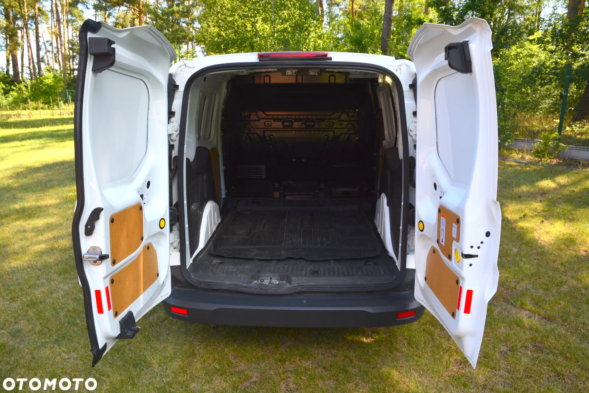Ford Transit Connect - 15