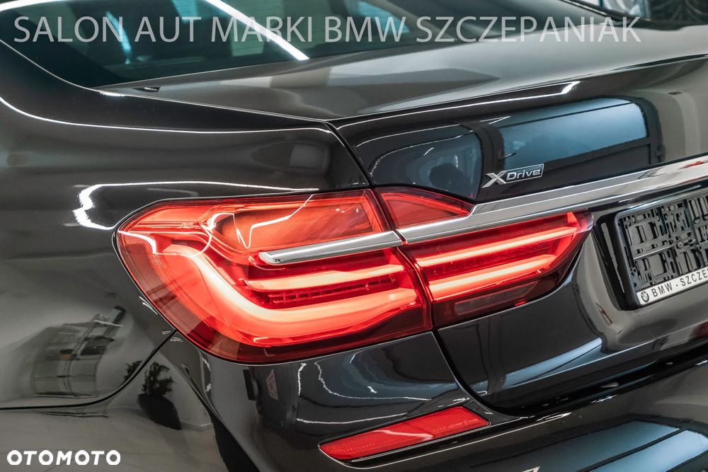 BMW Seria 7 750d xDrive - 10