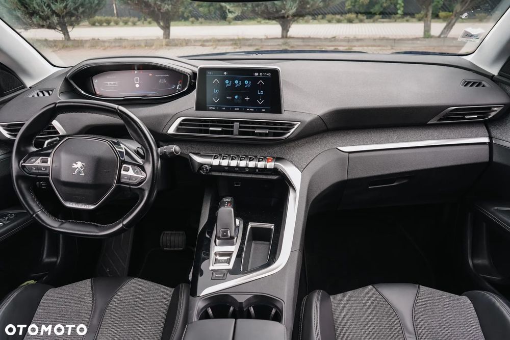 Peugeot 3008 PureTech 130 Stop & Start GPF EAT8 Allure - 23