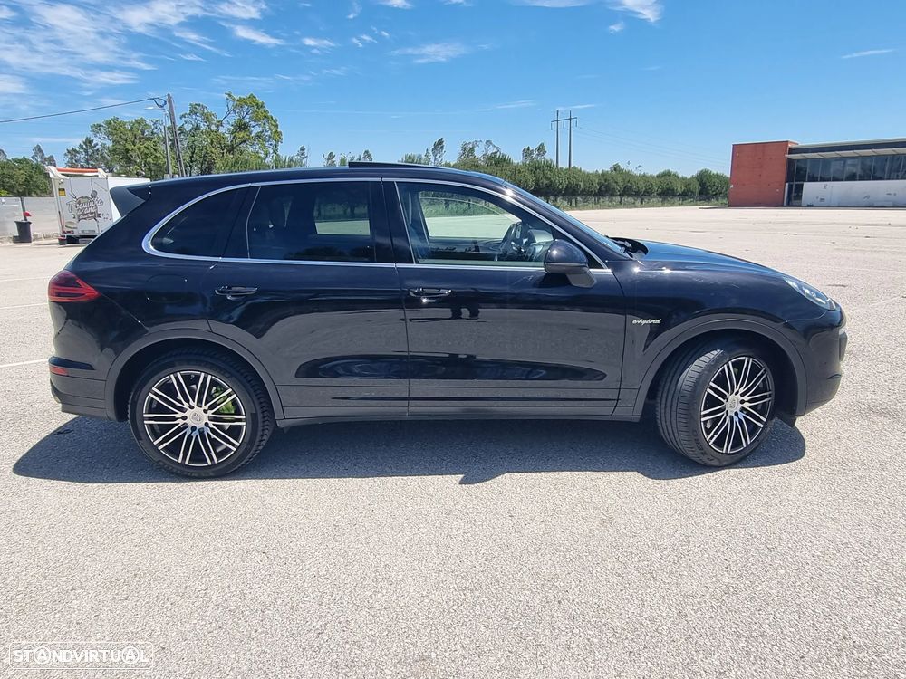 Porsche Cayenne S E-Hybrid - 25