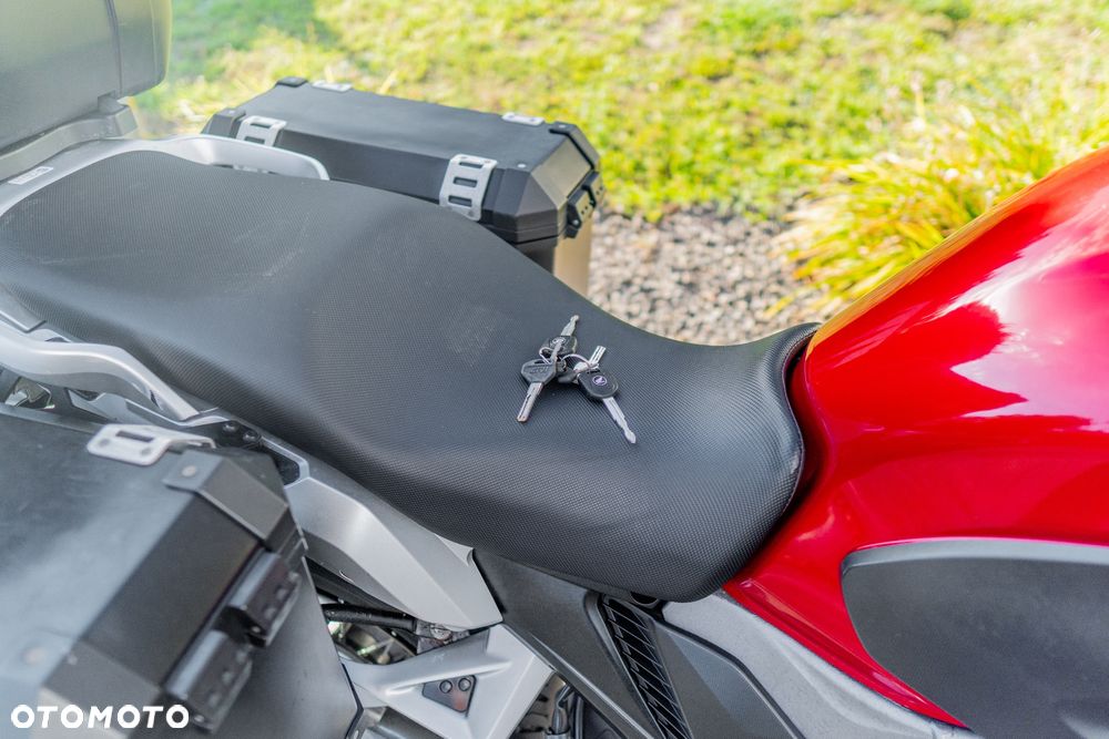 Honda VFR - 18