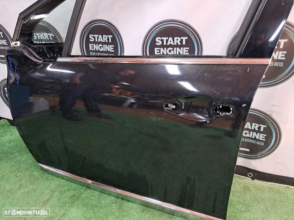 Peugeot 208 I 2008 I Porta frente e Tras esquerda - 2