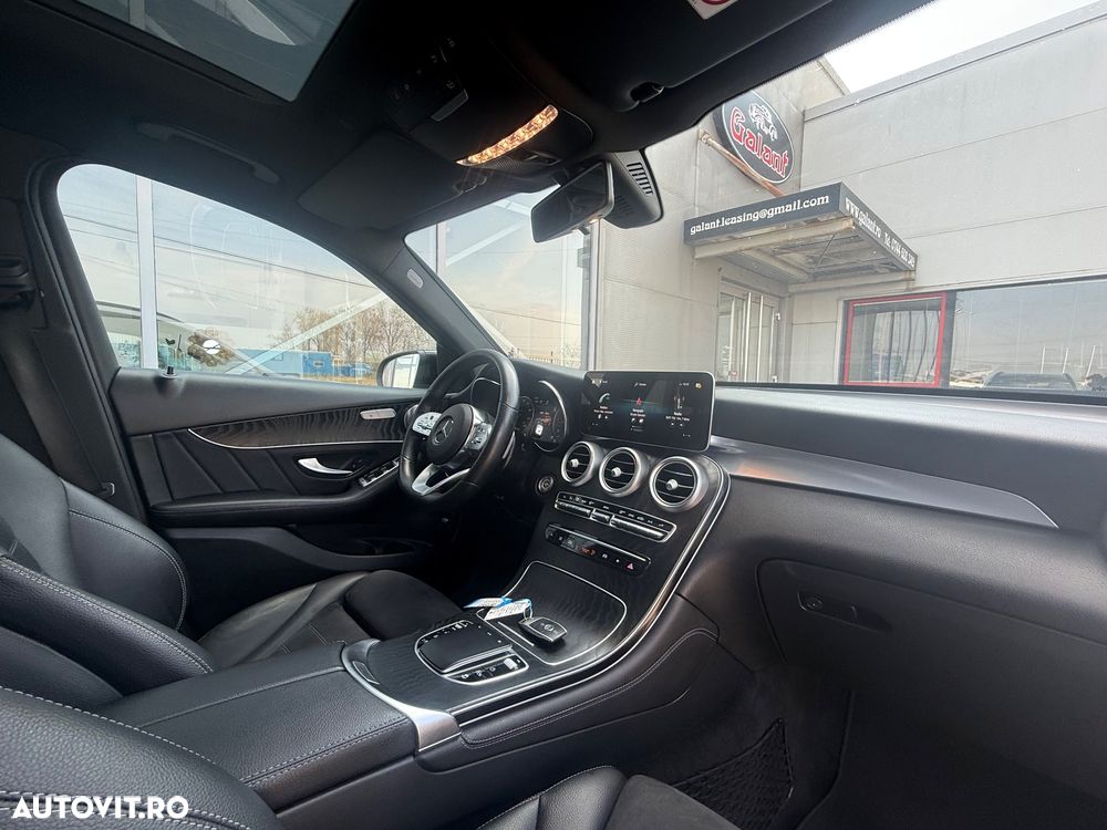 Mercedes-Benz GLC 300 d 4MATIC 9G-TRONIC AMG Line Plus - 17