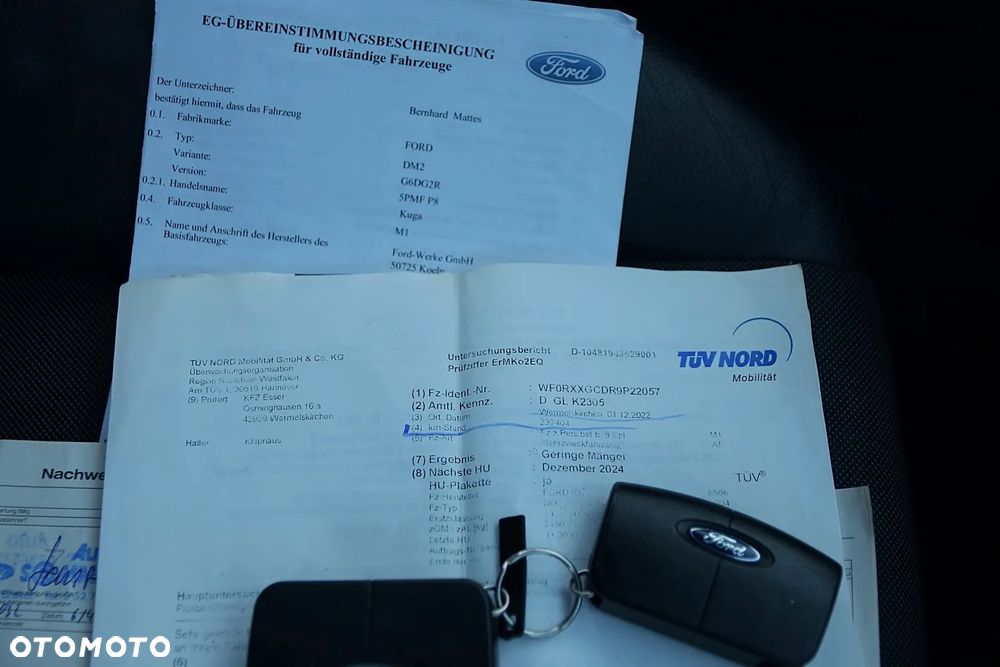 Ford Kuga - 38