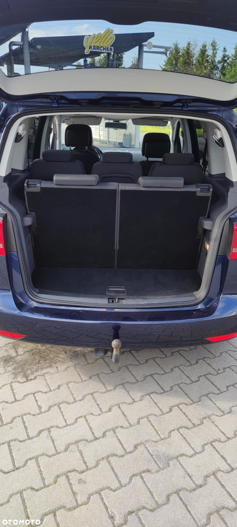 Volkswagen Touran 2.0 TDI DPF BlueMotion Technology Comfortline - 10