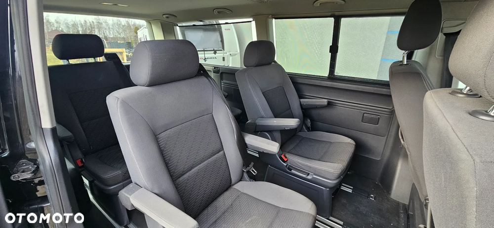 Volkswagen Multivan - 7
