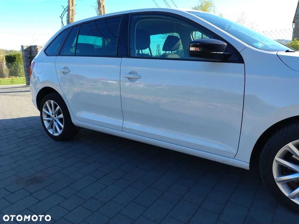 Skoda RAPID 1.0 TSI Style DSG - 4