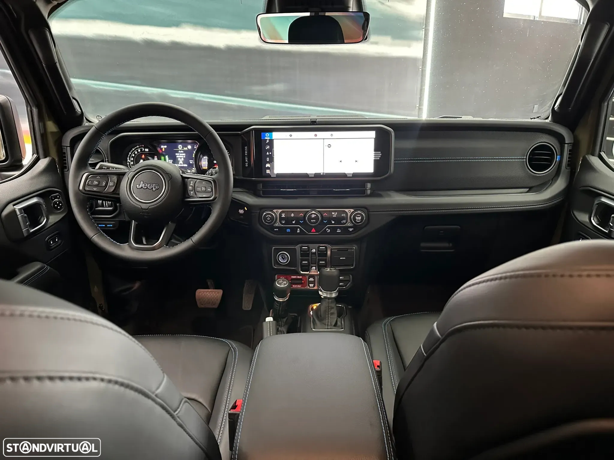 Jeep Wrangler - 21