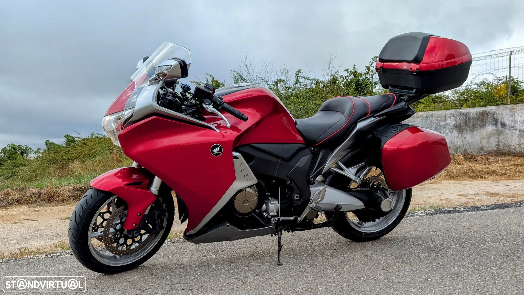 Honda VFR 1200F - 2