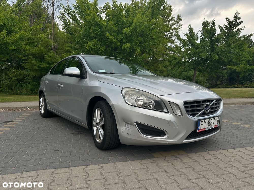 Volvo S60 - 4