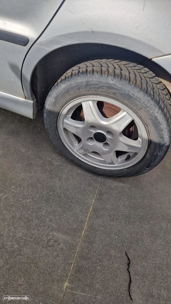 Salvado Volkswagen Polo (6N) de 2001 - 8