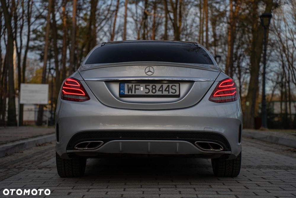 Mercedes-Benz Klasa C 300 7G-TRONIC - 7