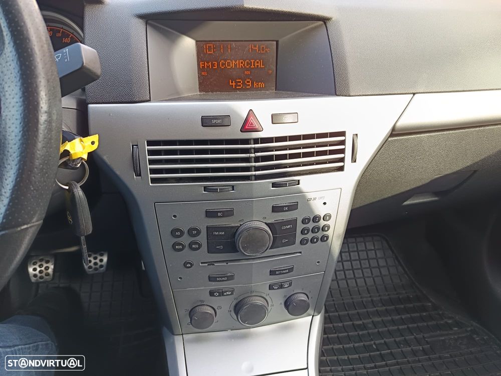 Opel Astra GTC 1.7 CDTI DPF Sport - 23