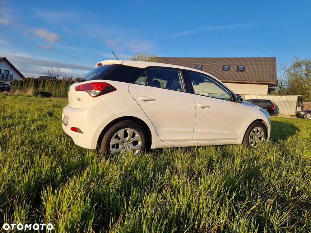Hyundai i20 1.2 Elegant - 3