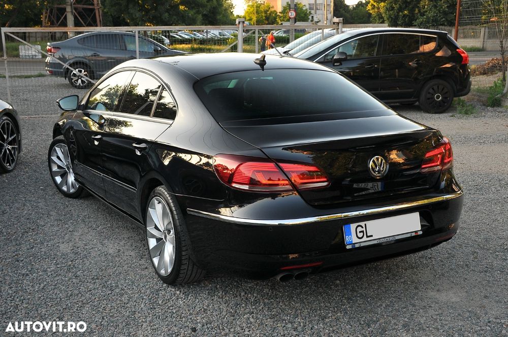 Volkswagen Passat CC - 8