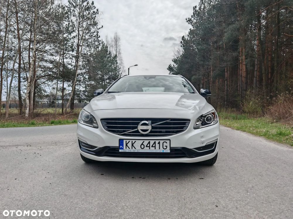 Volvo V60 T5 Drive-E Base - 19