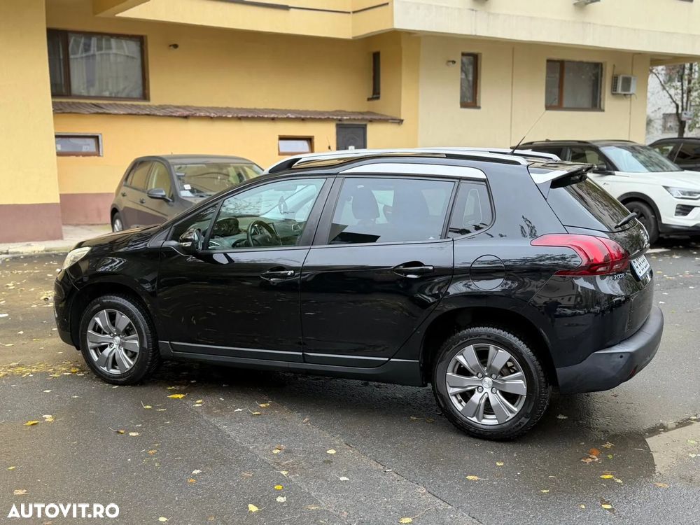 Peugeot 2008 1.2 PureTech Turbo EAT6 S&S Allure - 15