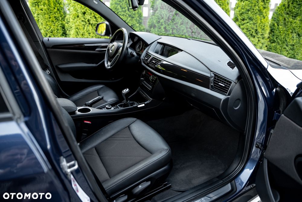 BMW X1 xDrive20d xLine - 23
