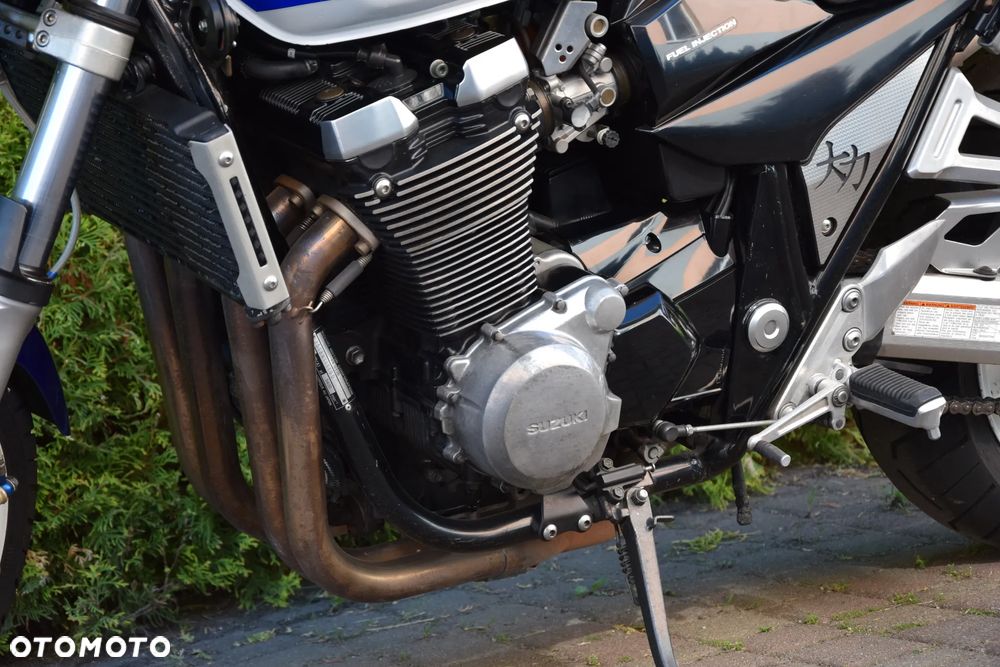 Suzuki GSX - 9