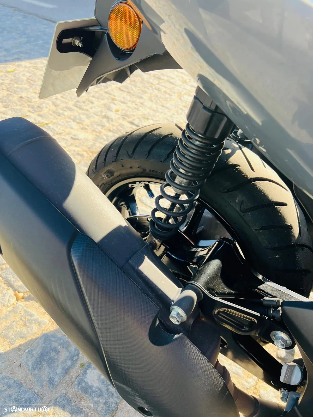 Yamaha NMAX - 7