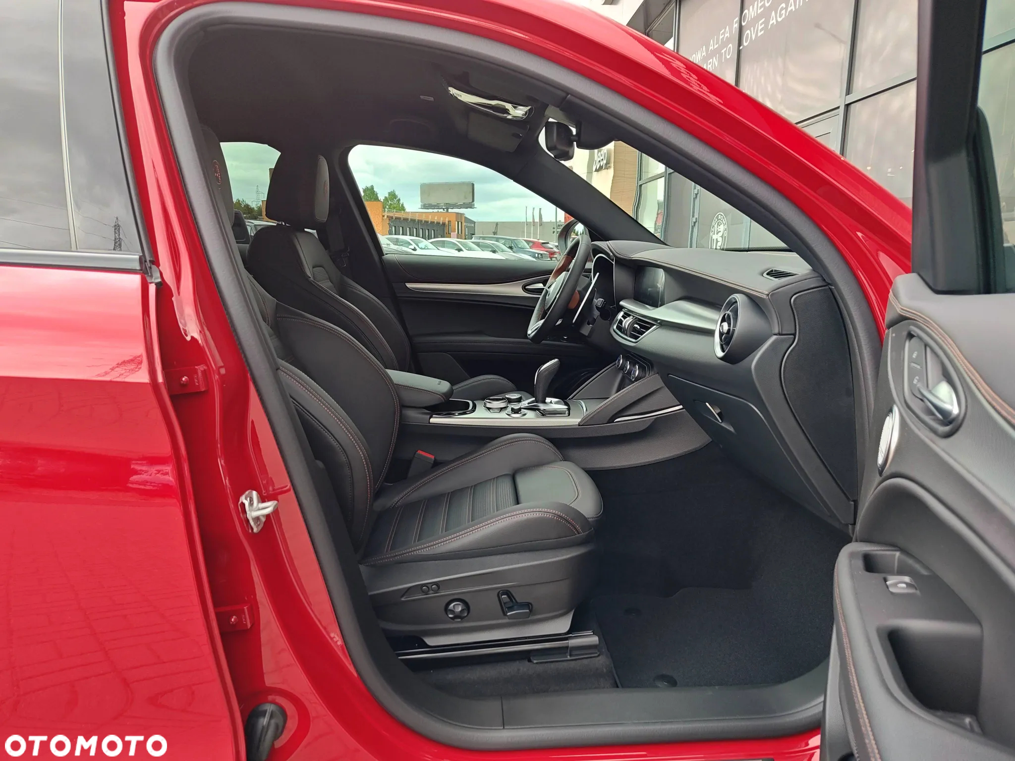 Alfa Romeo Stelvio - 11