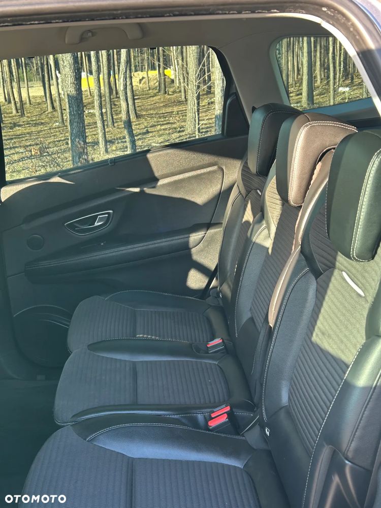 Renault Grand Scenic - 14