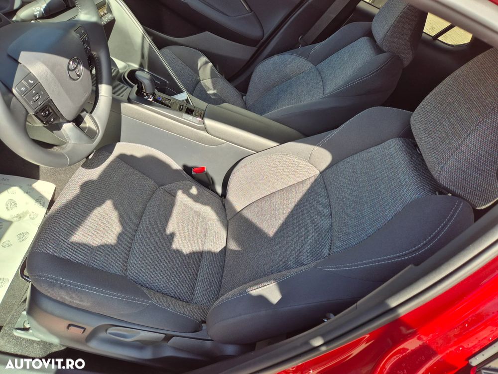 Toyota C-HR - 18