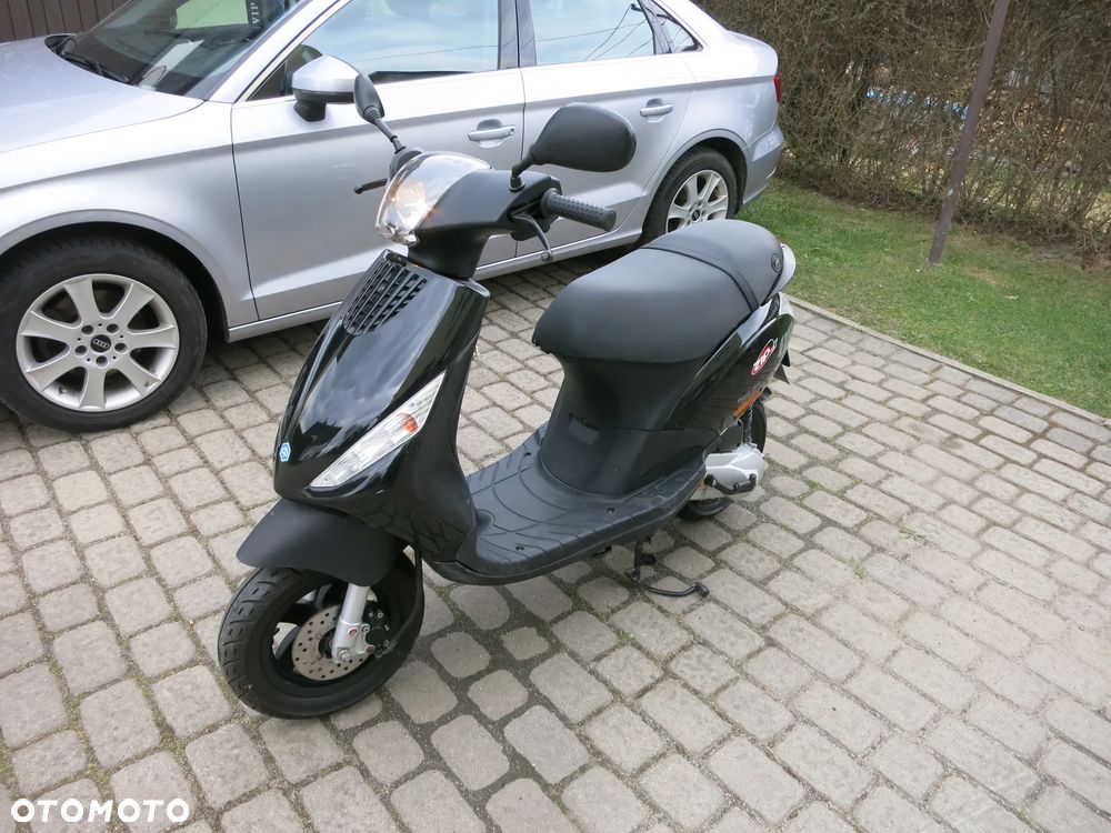 Piaggio ZIP - 1