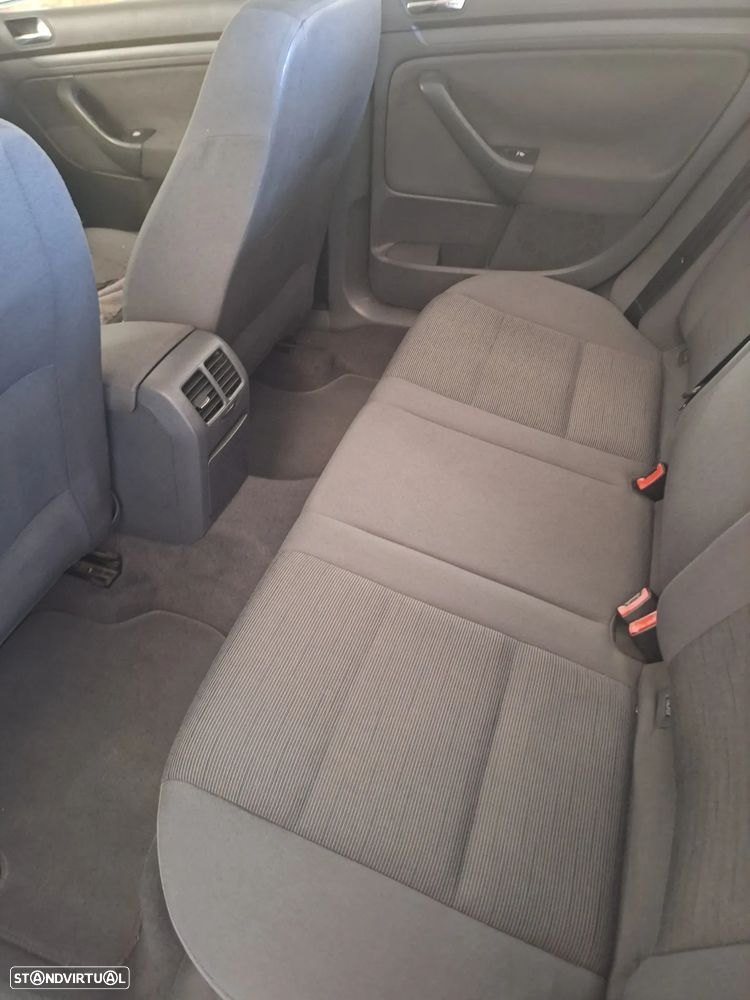 VW Golf 1.9 TDi 6V Confortline - 5