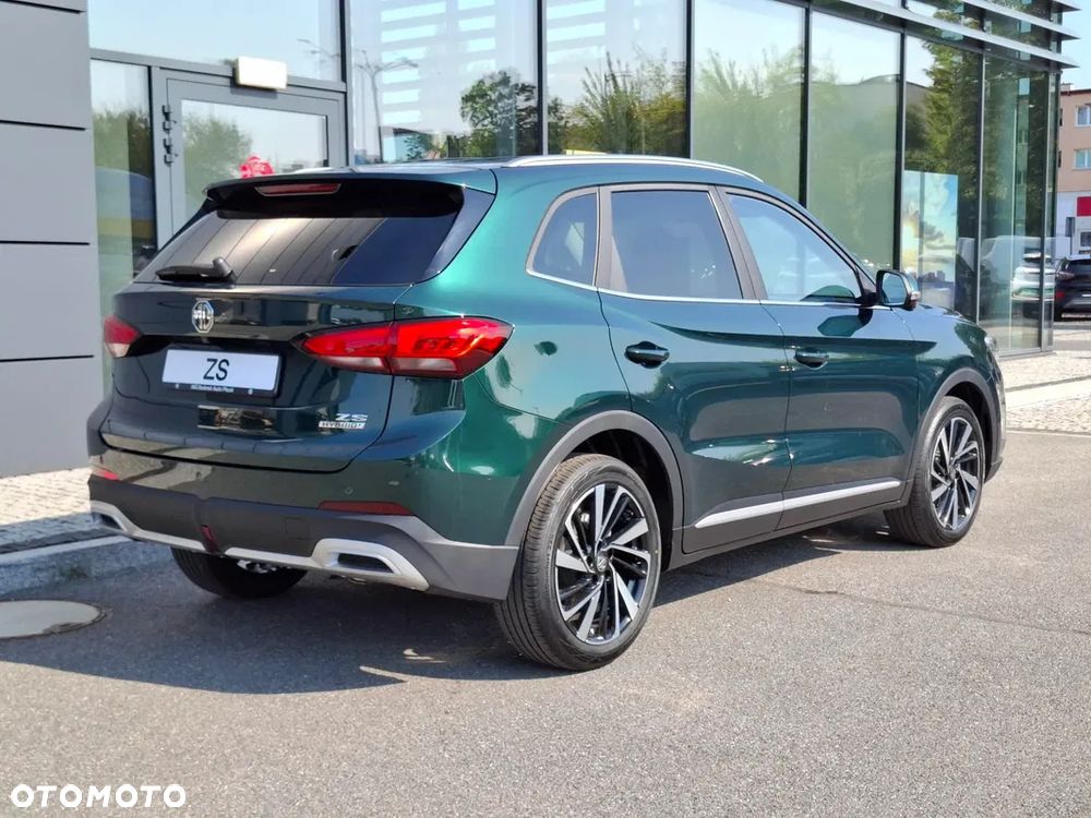 MG ZS Hybrid+ - 4