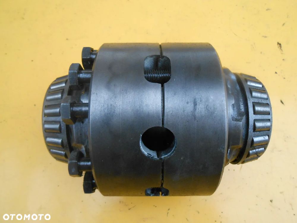 Most Carraro 20.19 dyferencjał USA Z16 Case MX100C - 1